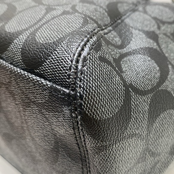 COACH (#F19816) “Peyton” Grey/ Black Logo Signature Coated Canvas Tote Bag - Picture 8 of 15